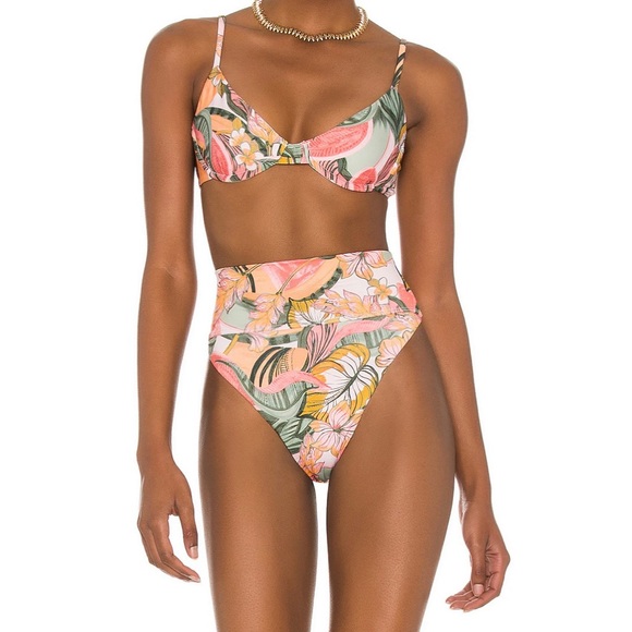 Beach Riot Highway Bikini Bottom in Tropical Floral - Picture 2 of 6